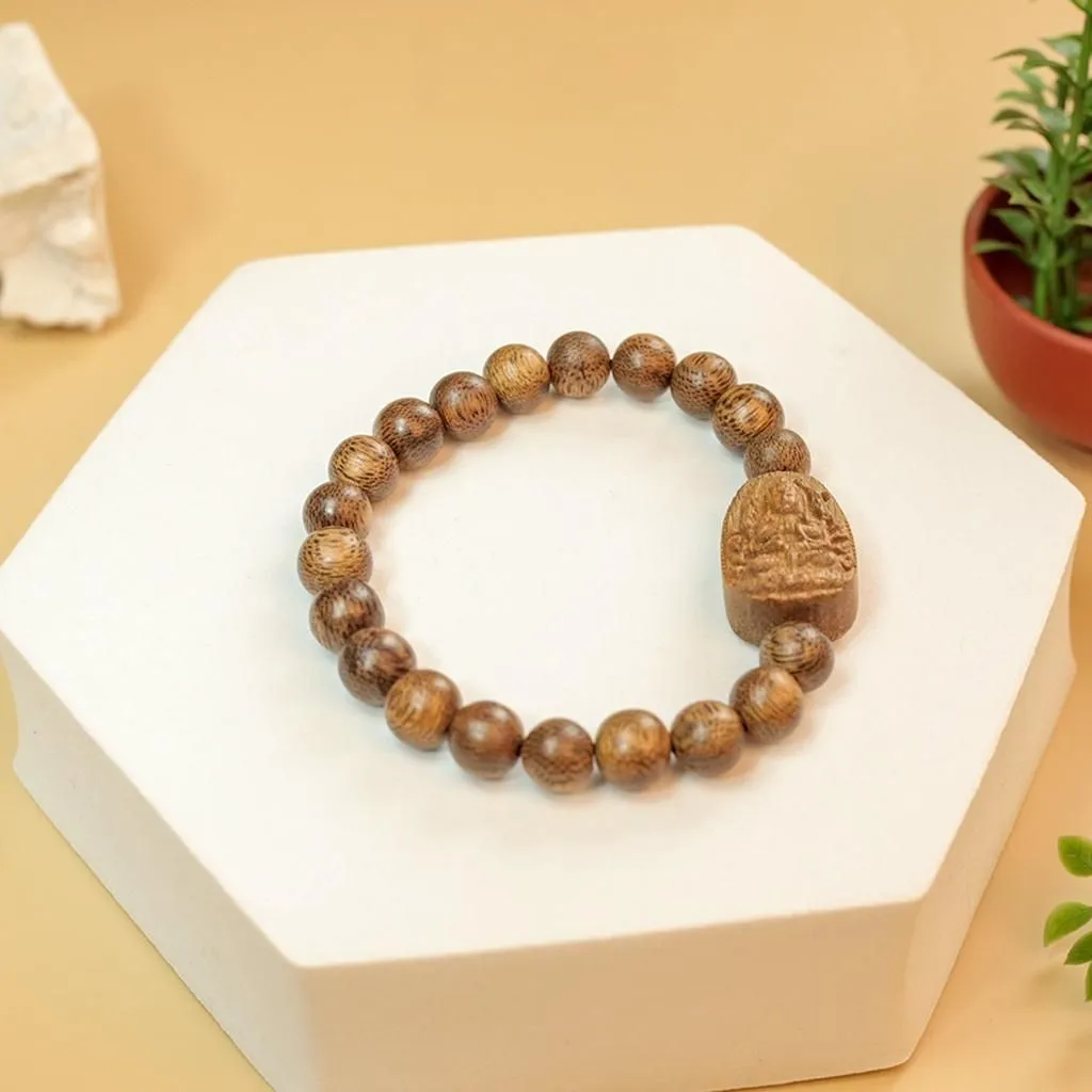 Vòng tay trầm hương Phật bản mệnh