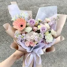 Hoa tông tím xanh hiện đại