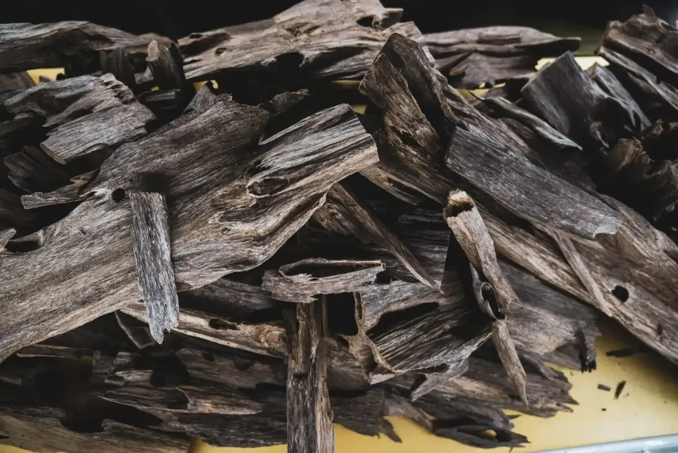 trầm hương việt nam