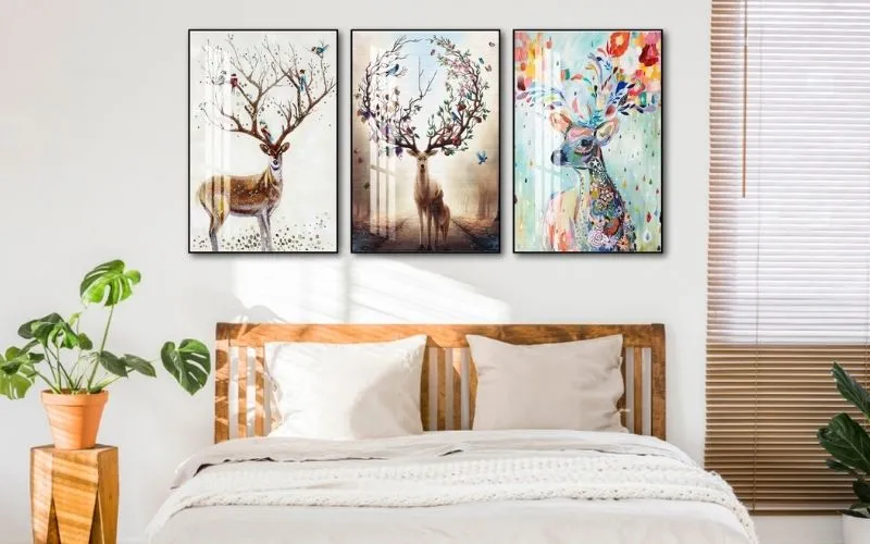 Chọn tranh phòng ngủ mệnh thổ dựa theo màu sắc