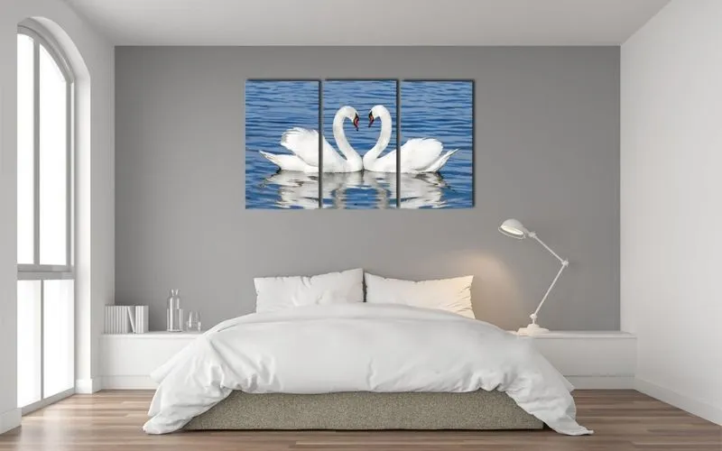 Một số lưu ý khi treo tranh phòng ngủ cho người mệnh thủy