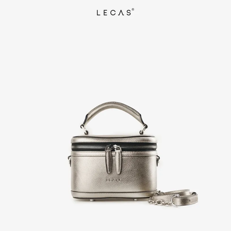 Alt: Túi bao tử XẤU CHỊ màu bạc ánh kim thời thượng cho mệnh Kim