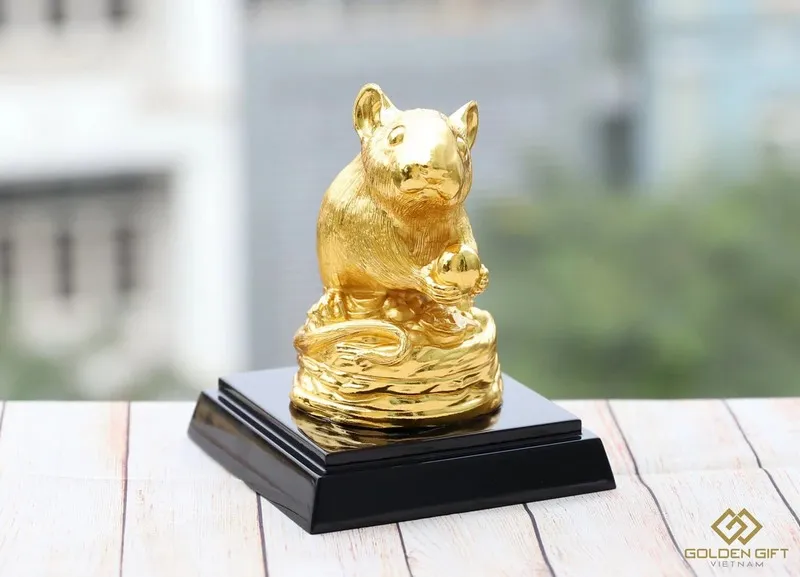 Tượng chuột phong thủy mạ vàng