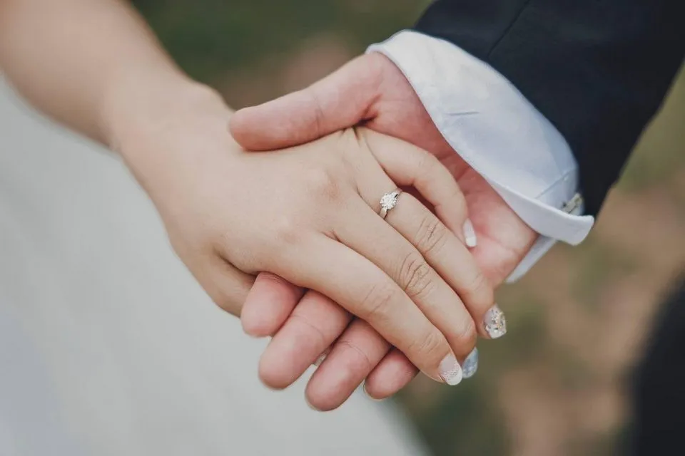 Hóa giải xung khắc bằng yếu tố Thổ trung gian