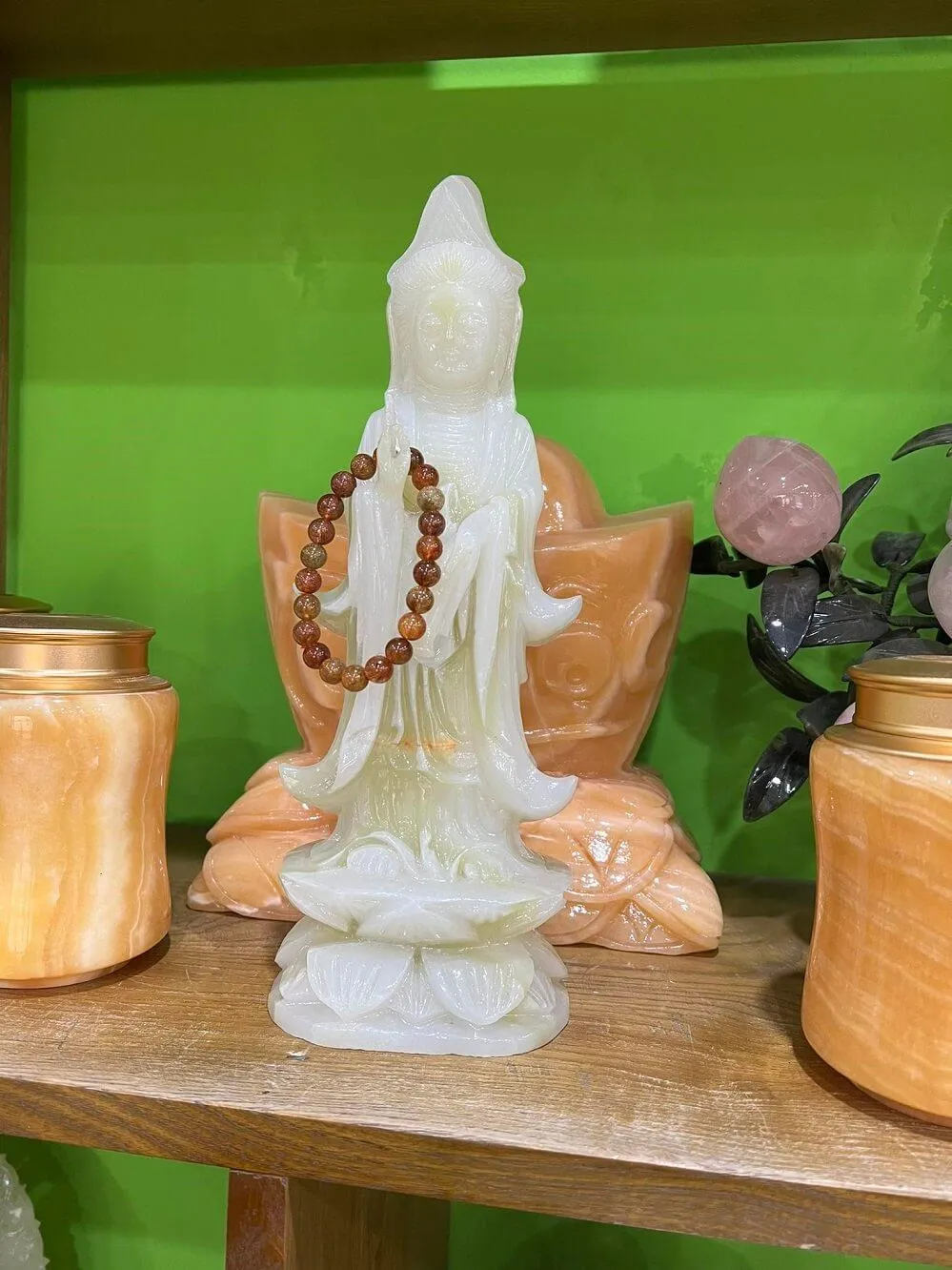 Trì Chú bằng việc gửi các bài Chú bằng ý nghĩa vào sự Rung Động của chiếc Vòng