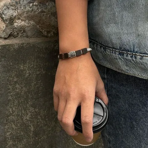 Cách bảo quản vòng trầm hương