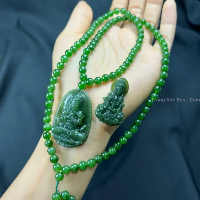 vòng thiết kế đá ngọc bích