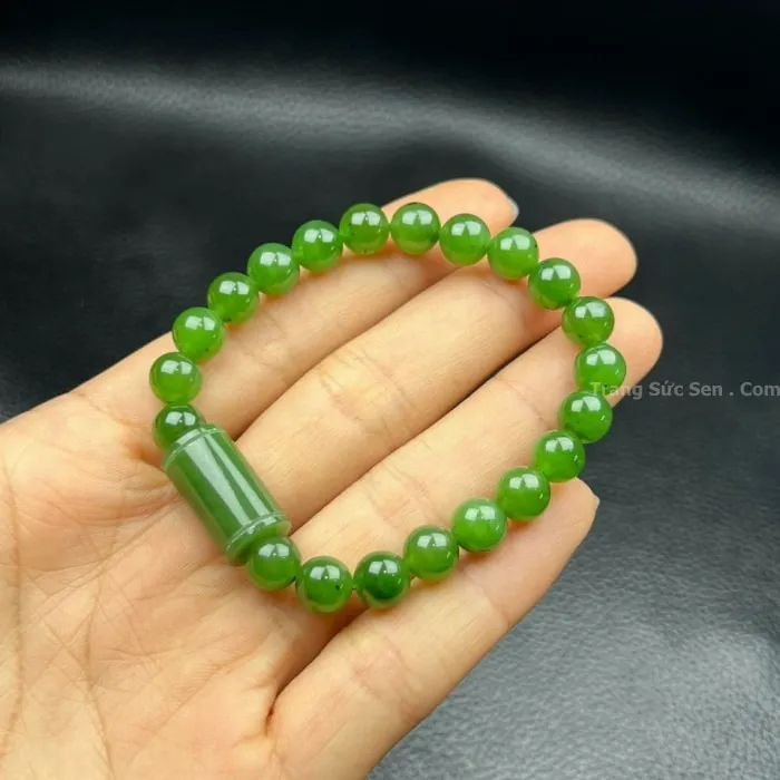 vòng thiết kế đá ngọc bích