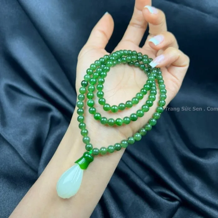 vòng thiết kế đá ngọc bích