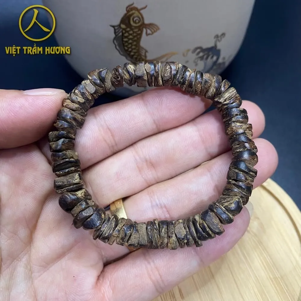 vòng trầm hương việt nam chìm nước;