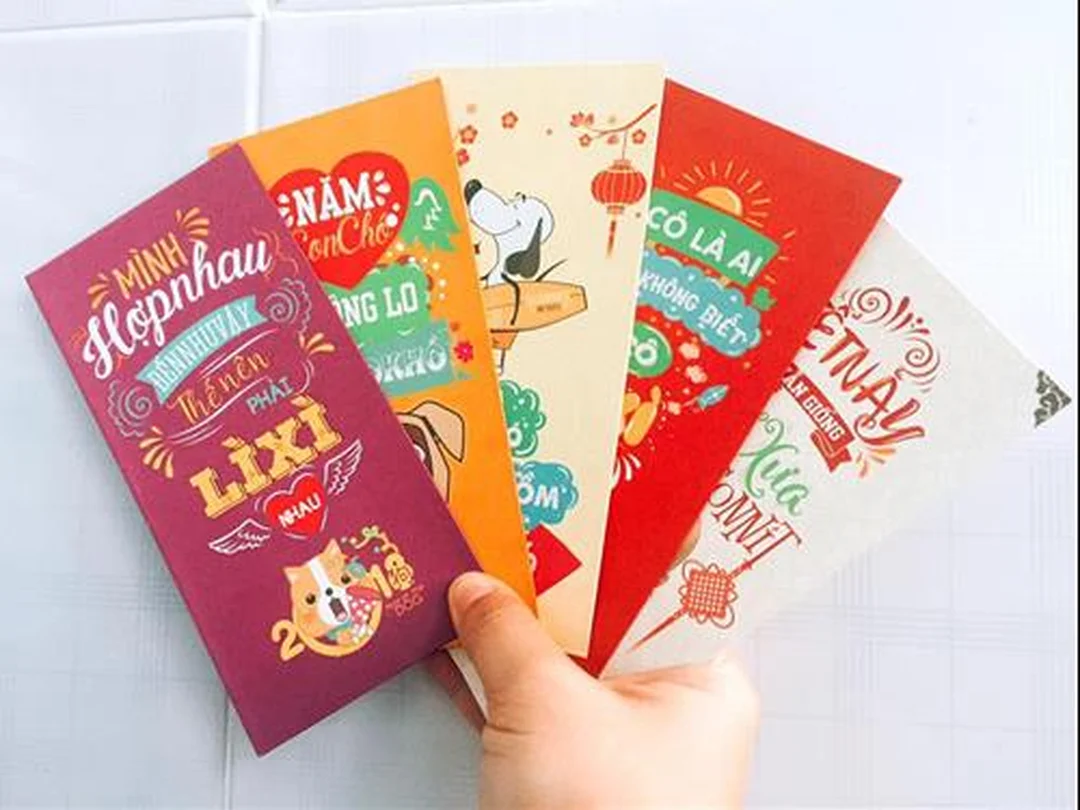 Giải mã mơ thấy được lì xì tiền và mở phong bao lì xì