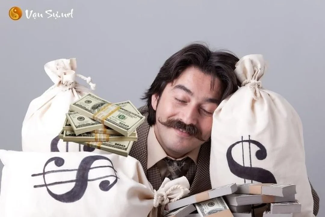 mơ thấy ăn trộm tiền đánh con gì khi người thân hoặc bạn bè lấy tiền