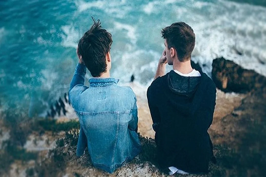 Mơ thấy bạn cũ là điềm báo gì và vì sao ra nhiều số