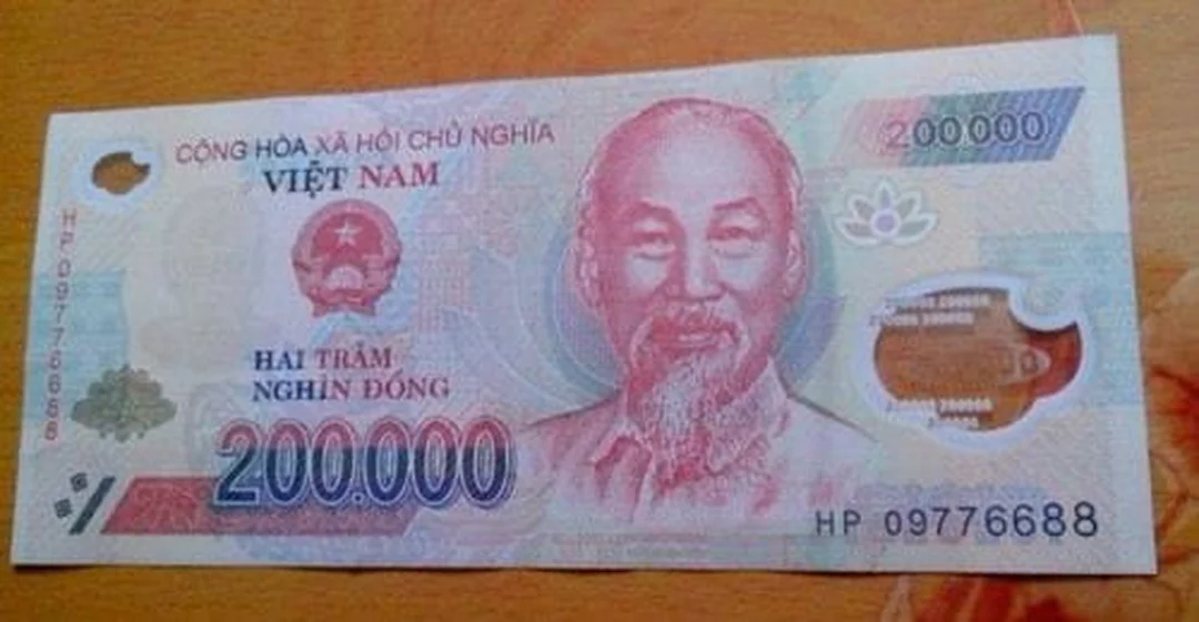 nằm mơ thấy tiền 200 nghìn đánh con gì và điềm báo từng bối cảnh